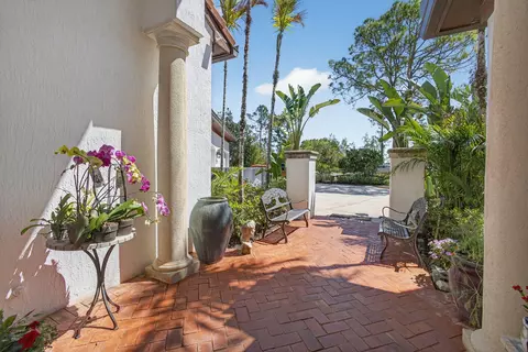 Exterior - 18764 SE Old Trail Dr, Jupiter, FL 33478 photo 4 of 24