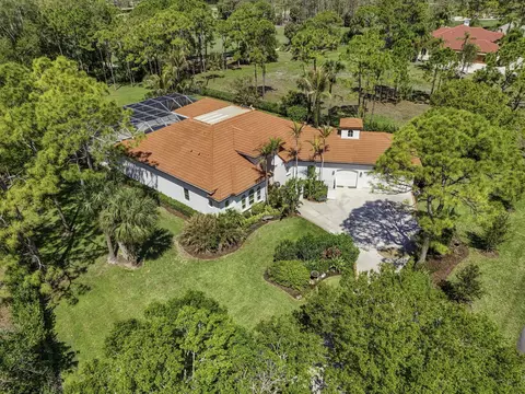 View/Area - 18764 SE Old Trail Dr, Jupiter, FL 33478 photo 2 of 13