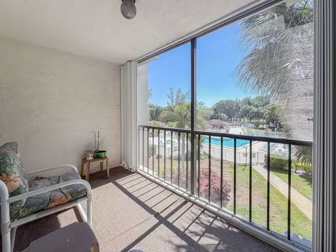 3930 Inverrary Blvd #304-D, Lauderhill, FL 33319