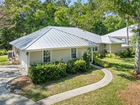 435 61st Ave, Vero Beach, FL 32968