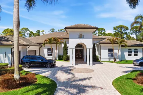 8245 SE Country Estates Way, Jupiter, FL 33458