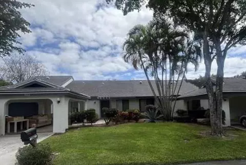 10062 Hickorywood Pl, Boynton Beach, FL 33437