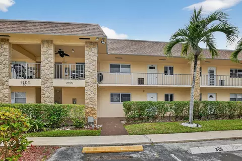 9855 Sandalfoot Blvd #317, Boca Raton, FL 33428
