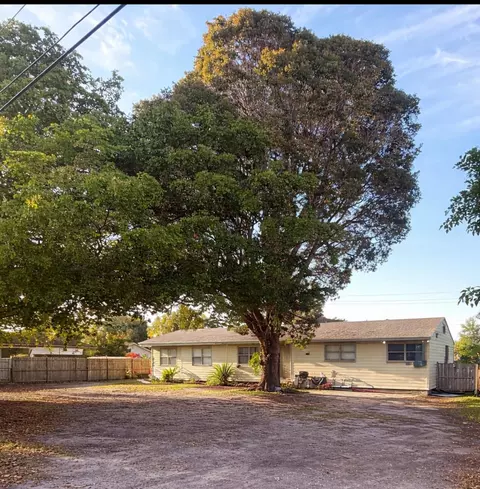 4649 Sunset Ln, West Palm Beach, FL 33415