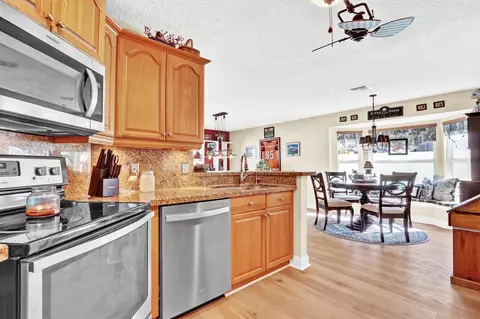 8781 Sand Lake Ct, Lake Worth, FL 33467