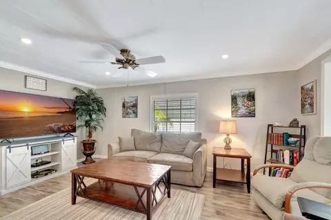 14001 Kingston Bay, Boynton Beach, FL 33436