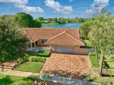 7691 Estrella Cir, Boca Raton, FL 33433