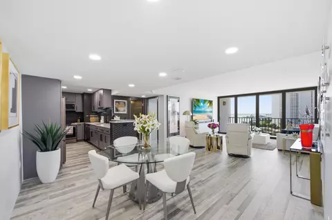 5600 N Flagler Dr #905, West Palm Beach, FL 33407
