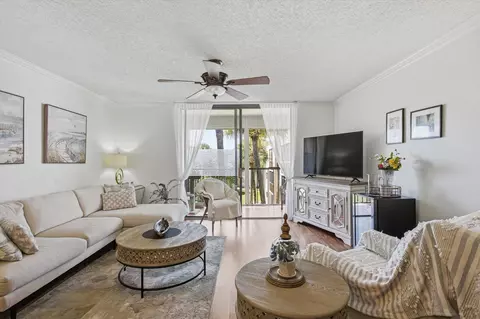 5370 Las Verdes Cir #303, Delray Beach, FL 33484