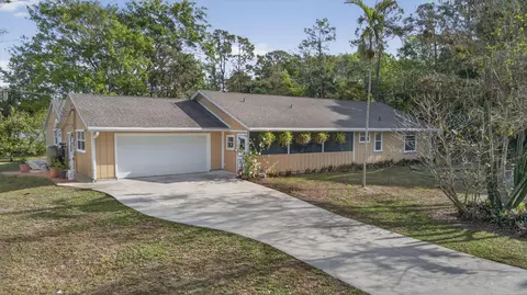 16087 E Pleasure Dr, The Acreage, FL 33470