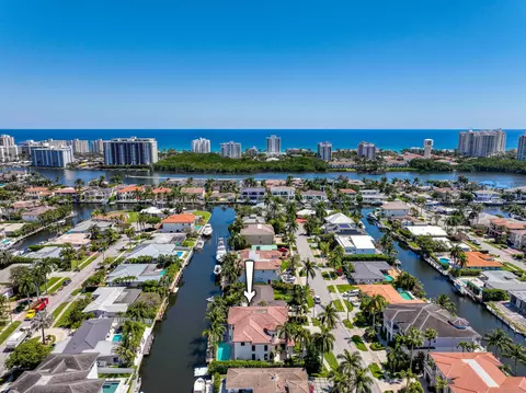 809 NE 71st St, Boca Raton, FL 33487
