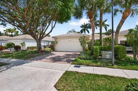 10732 Royal Caribbean Cir, Boynton Beach, FL 33437