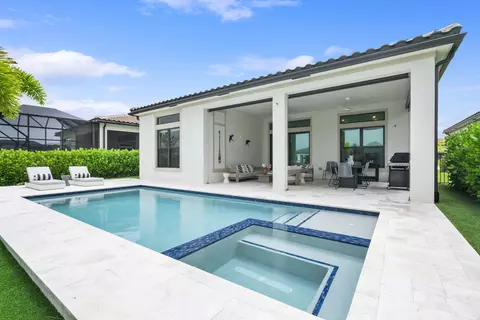 7985 Ironwood Way, Parkland, FL 33067