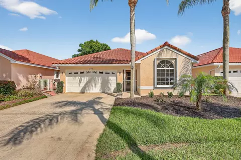 2142 SW Olympic Club Ter, Palm City, FL 34990