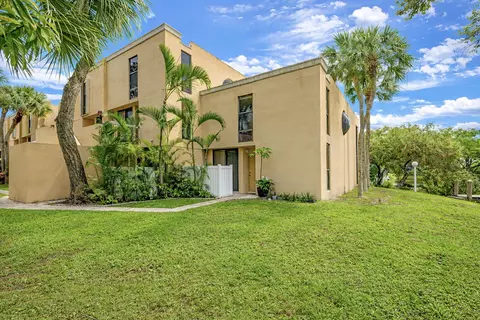 2941 SW 87th Ave #407, Davie, FL 33328