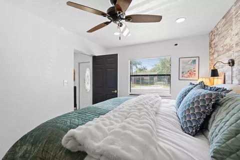 Bedroom - 1207 Sioux St, Jupiter, FL 33458 photo 2 of 6
