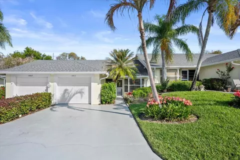 10831 SE Sea Pines Cir, Hobe Sound, FL 33455