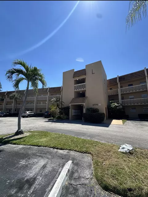 6770 Royal Palm Blvd #207L, Margate, FL 33063