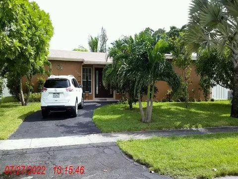 7399 NW 20th Ct, Sunrise, FL 33313