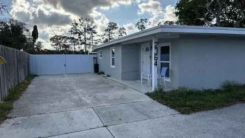 2364 S Haverhill Rd, West Palm Beach, FL 33415