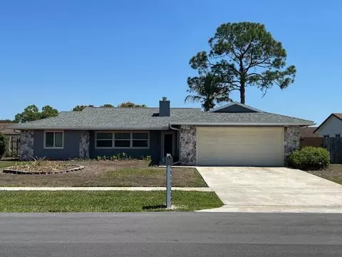 414 Las Palmas St, Royal Palm Beach, FL 33411