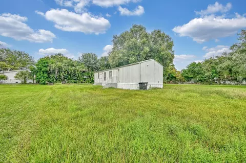 585 NW Avenue D, Moore Haven, FL 33471 photo 15