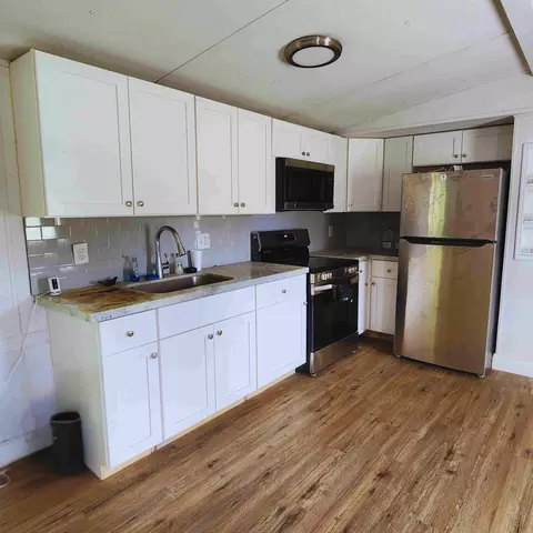 585 NW Avenue D, Moore Haven, FL 33471 photo 9
