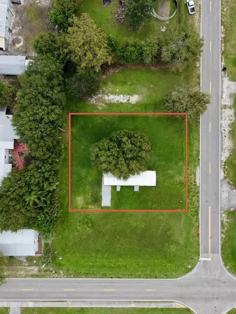 585 NW Avenue D, Moore Haven, FL 33471 photo 23