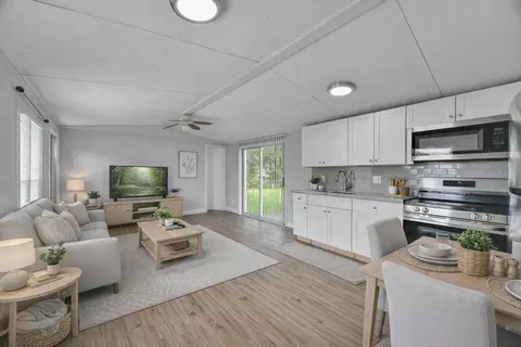 585 NW Avenue D, Moore Haven, FL 33471