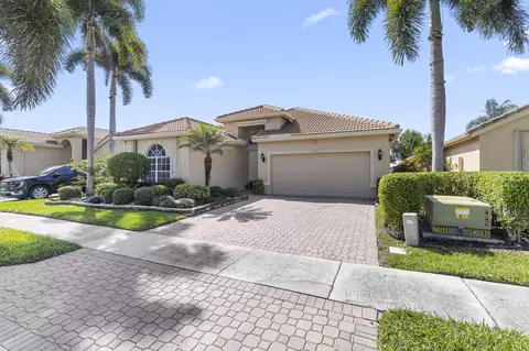 3930 Palladium Lake Dr, Boynton Beach, FL 33436