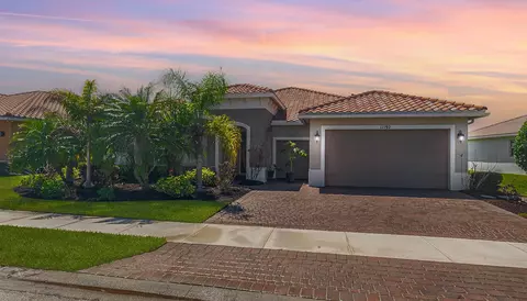 11192 SW Maple Tree Ln, Port Saint Lucie, FL 34987