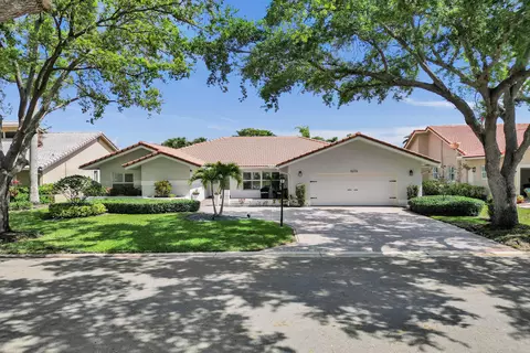 5273 NW 89th Dr, Coral Springs, FL 33067