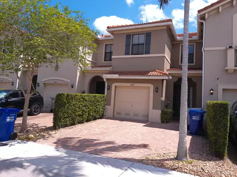1088 NW 33rd Ct, Pompano Beach, FL 33064