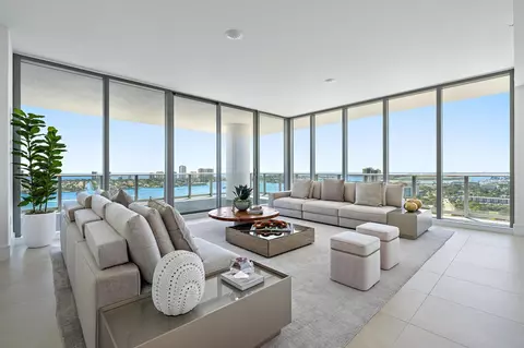 220 Lake Shore Dr #2212, Lake Park, FL 33403