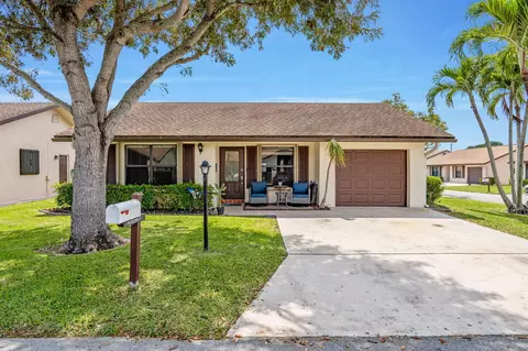6266 Red Cedar Cir, Greenacres, FL 33463