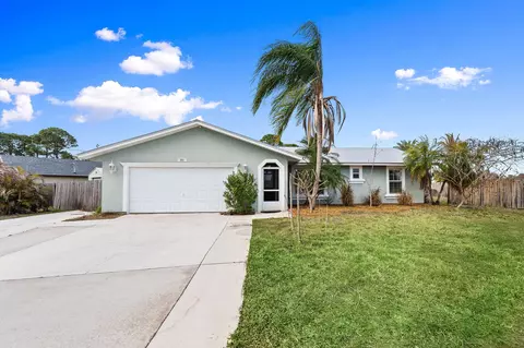 501 SW Todd Ave, Port Saint Lucie, FL 34983