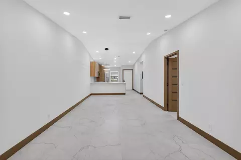 Entry Way - 8901 Windtree St, Boca Raton, FL 33496 photo 5 of 6