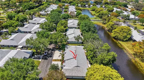 View/Area - 8901 Windtree St, Boca Raton, FL 33496 photo 5 of 23