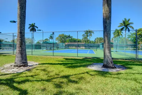 View/Area - 8901 Windtree St, Boca Raton, FL 33496 photo 21 of 23