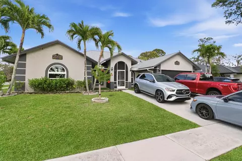 1424 Primrose Ln, Wellington, FL 33414