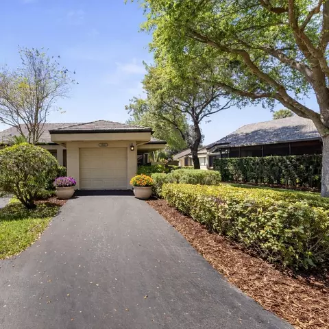 9272 Chelsea Dr S, Plantation, FL 33324