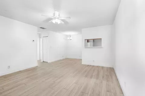 2646 Riverside Dr #2646, Coral Springs, FL 33065
