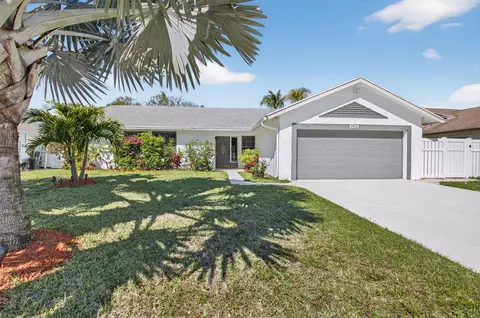 19131 Fairlawn Way, Boca Raton, FL 33434