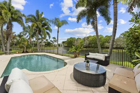 5330 Grand Banks Blvd, Greenacres, FL 33463