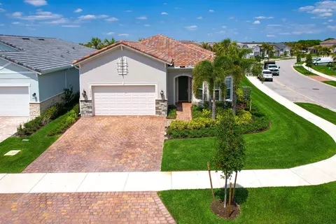 12305 Frontline Ln, Palm Beach Gardens, FL 33412