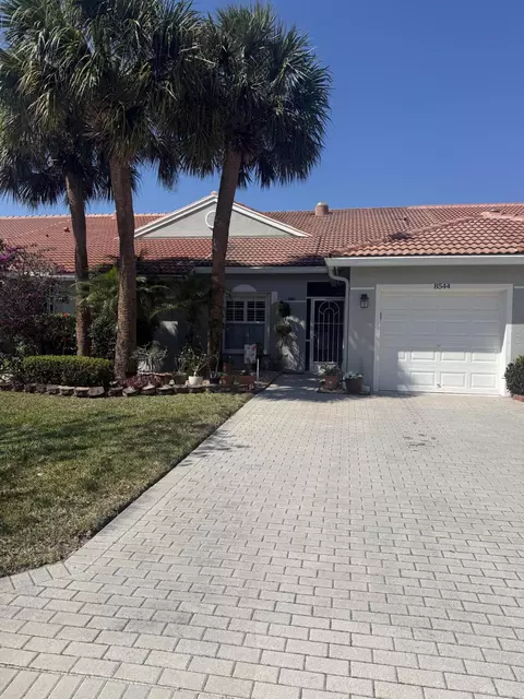 8544 Logia Cir, Boynton Beach, FL 33472