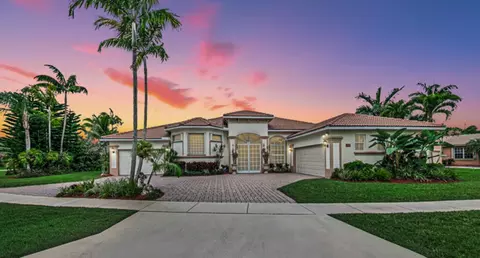 9433 Lantern Bay Cir, West Palm Beach, FL 33411
