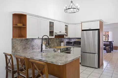 Kitchen - 5465 W 27th Ln, Hialeah, FL 33016 photo 1 of 3