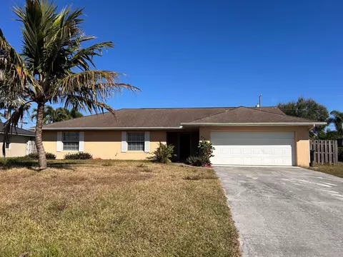 4381 SW Appleseed Rd, Port Saint Lucie, FL 34953