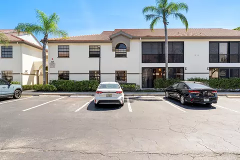 5226 Europa Dr #G, Boynton Beach, FL 33437